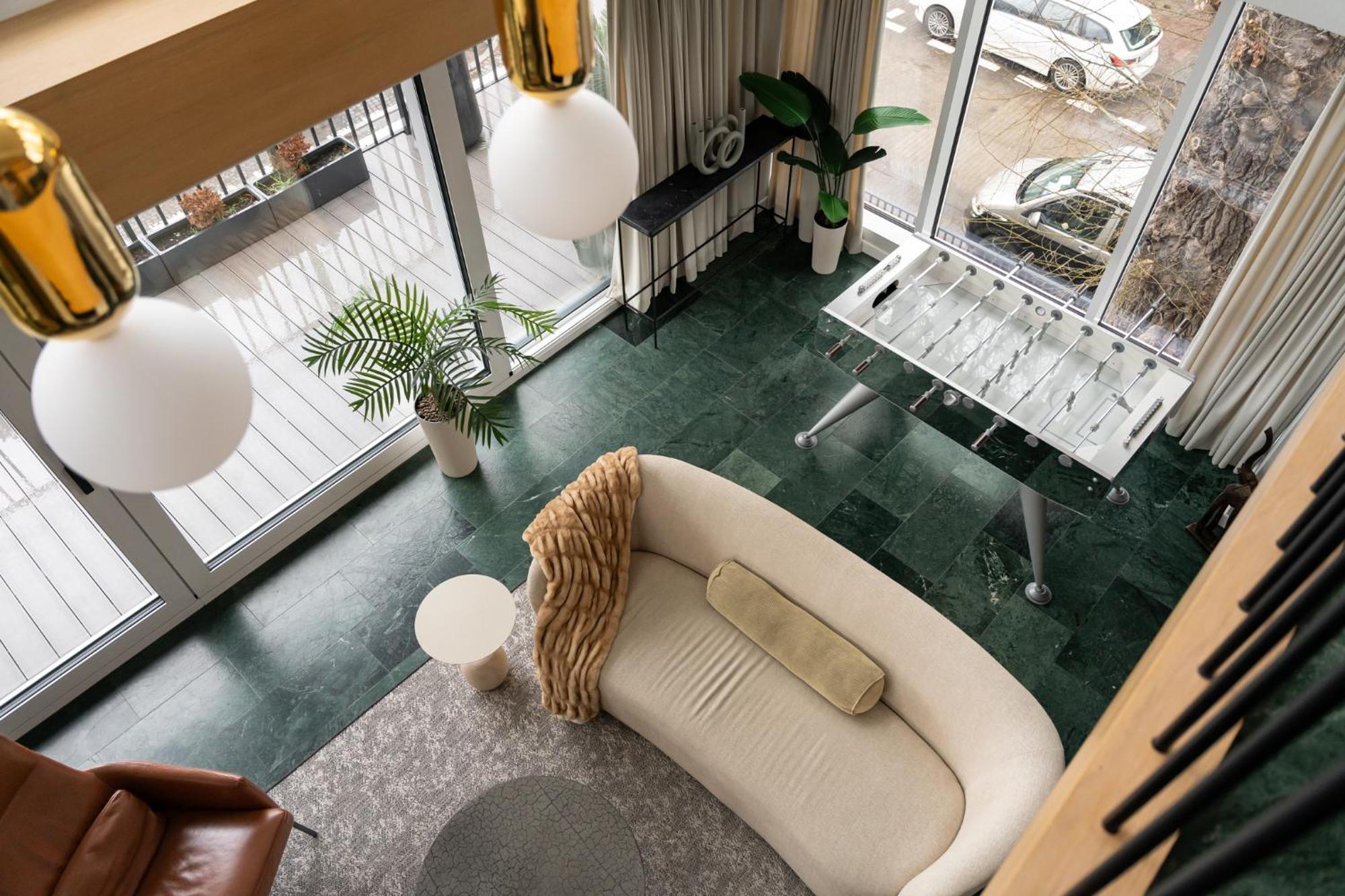 Nowy Luxury With Jacuzzi & Sky Terrace By Lion Apartment
