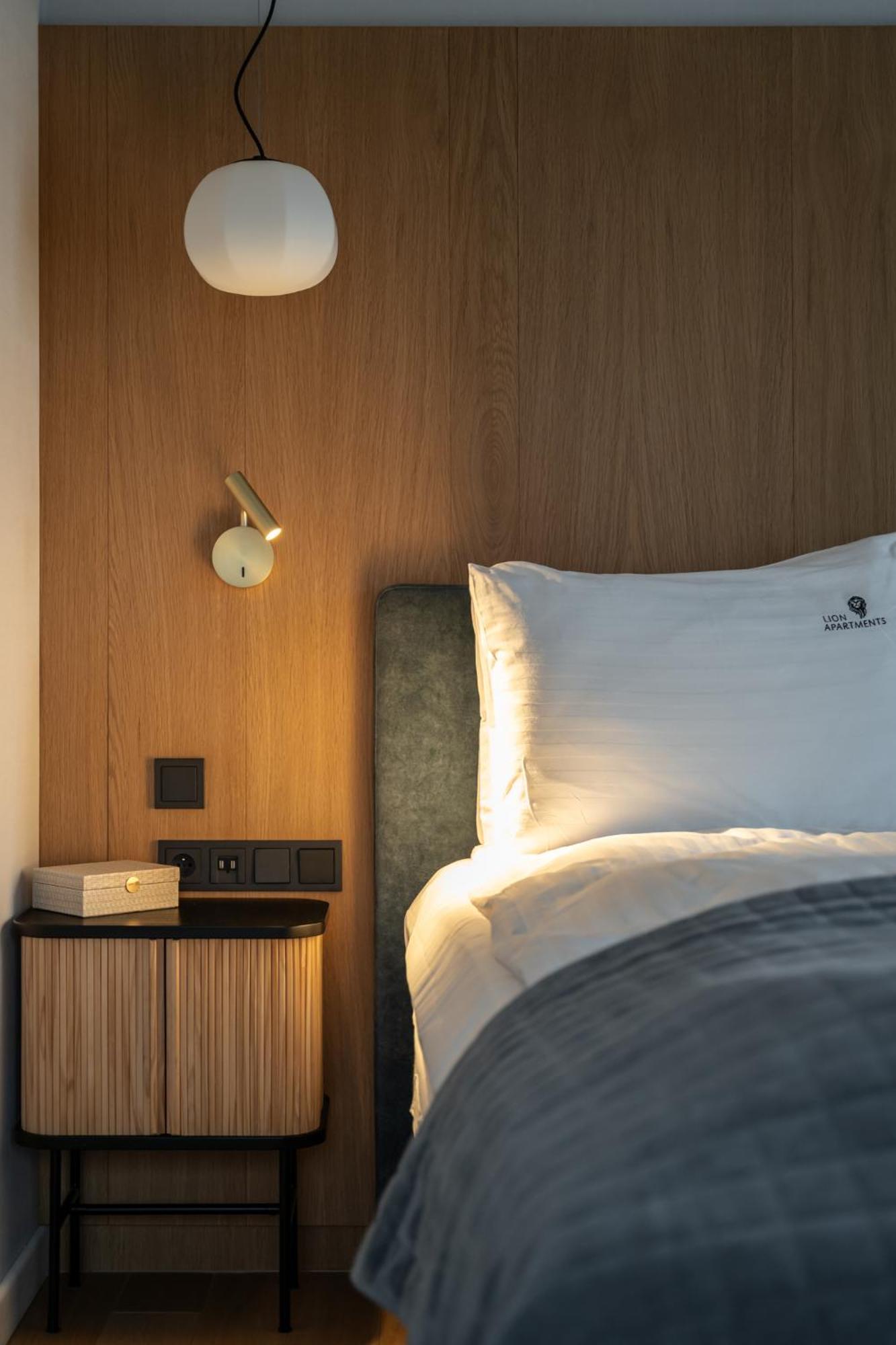 Nowy Luxury With Jacuzzi & Sky Terrace By Lion Apartment *